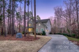 1316 Huntcliff Drive