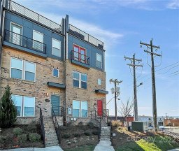 2744 Grand Union Way