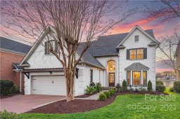 16715 100 Norman Place