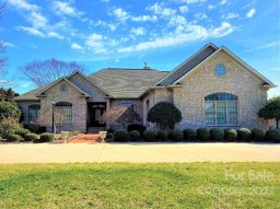 318 Laurel Valley Way