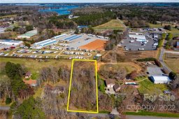 N A Deer Track Drive