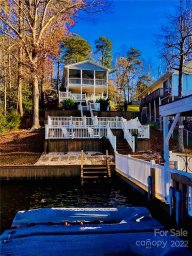 224 N Shoreline Drive