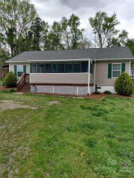 220 Courtney Place Lane