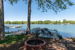 8061 Lucky Creek Lane