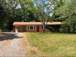 2402 Maplewood Drive