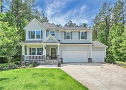 8107 Mossy Rock Road