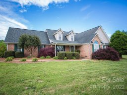 603 Sandycrest Drive