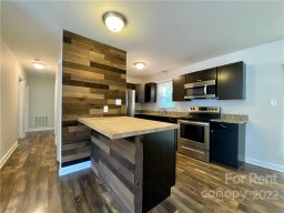 1108 Ridgewood Drive