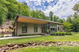 168 Golden Creek Trail