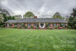 1303 Fairfield Drive