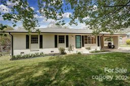 2037 Montclair Drive