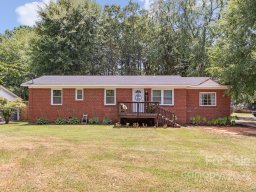 5525 Hillsdale Drive