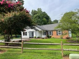 6217 Harrisburg Road