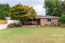 1158 Twin Lakes Road