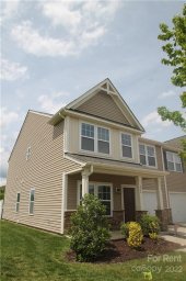 826 Summerlake Drive