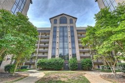 211 Heritage Boulevard