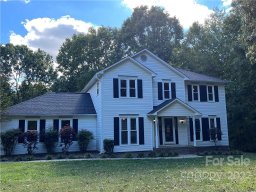 118 Deerfield Circle