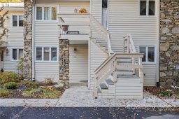 251 N Britton Creek Court