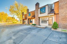 2348 Brookview Court