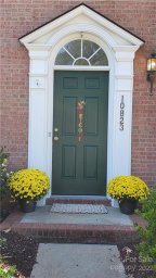 10823 Garden Oaks Lane