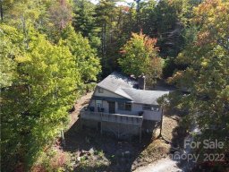 910 Round Mountain Road