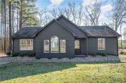 3401 Deer Track Lane