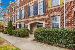 9417 Kings Parade Boulevard