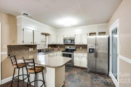 3834 23rd Street Lane