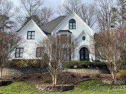 857 Kings Crossing Drive