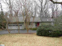 14 Lake Forest Drive