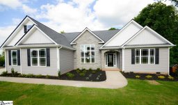 101 Creek Crossing Way