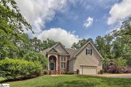 252 Grandwood Boulevard