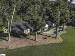 101 BEECH TREE Court