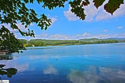 5 Jocassee Point Road