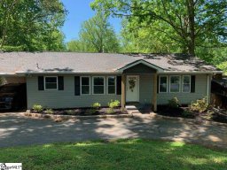 137 Bradley Boulevard