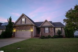 506 Summittbluff Drive