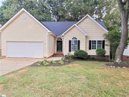 10 River Watch Drive