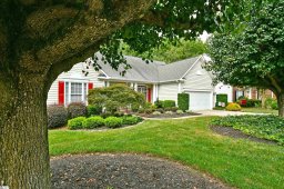 100 Willow Oak Court