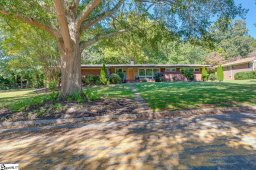 57 Lake Forest Drive