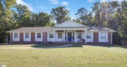 105 S Folkshire Court