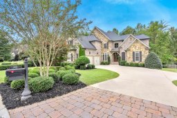 200 Chamblee Boulevard