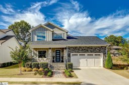 11 Azalea Spring Court