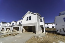 36 Centimeters Drive