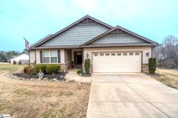 109 Hawkcrest Court