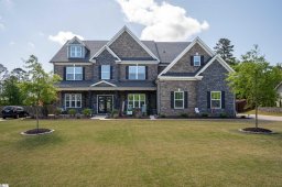 112 Ridgewater Court