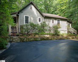 512 Cliff Ridge Drive