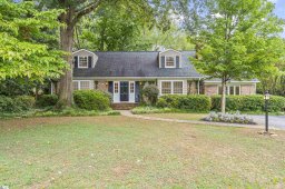 86 Lake Forest Drive