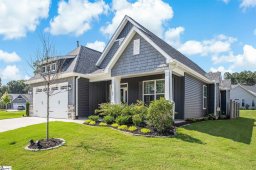 25 Golden Apple Trail