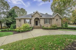 101 Hemingford Circle