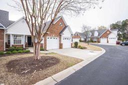 670 Ivybrooke Avenue